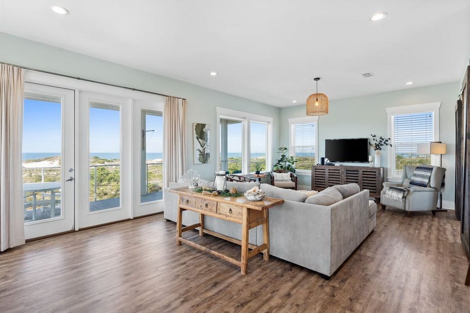 Open Living Area - This is on the 3rd floor and has gorgeous views of the Gulf!
