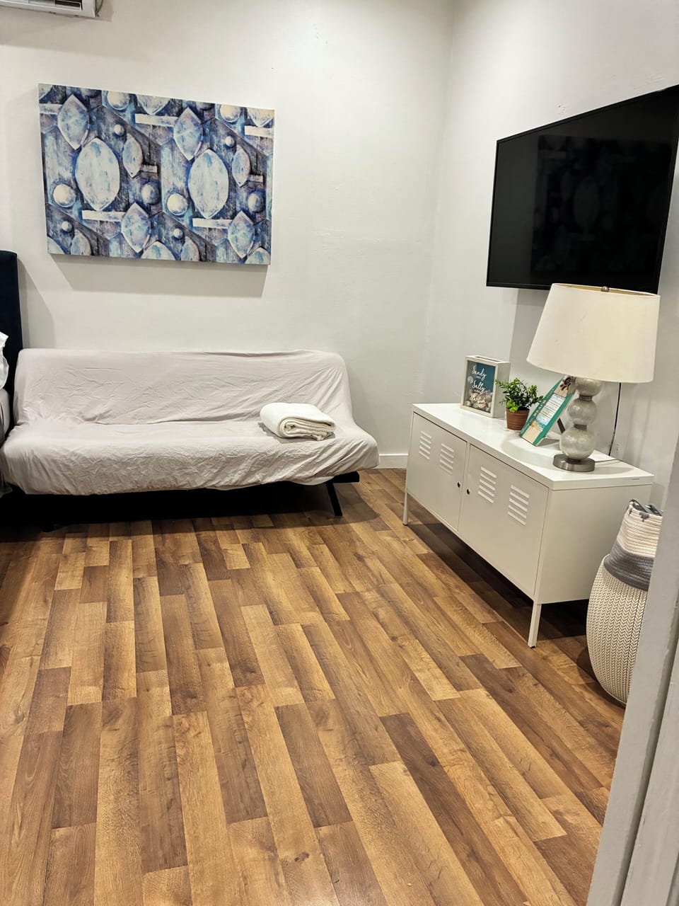 Bedroom futon