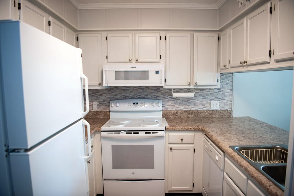 Fully stocked kitchen for those nights you just want to eat in and relax