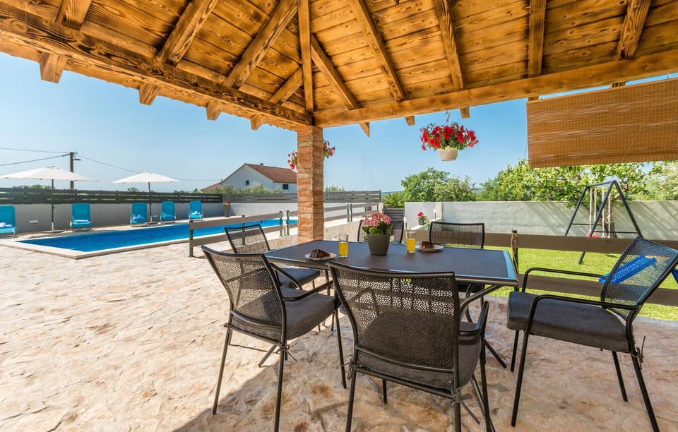 balcony-terrace