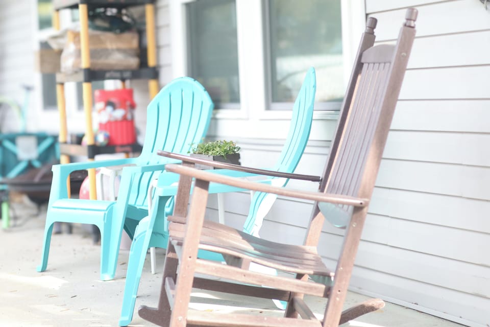 Sit and stay awhile 