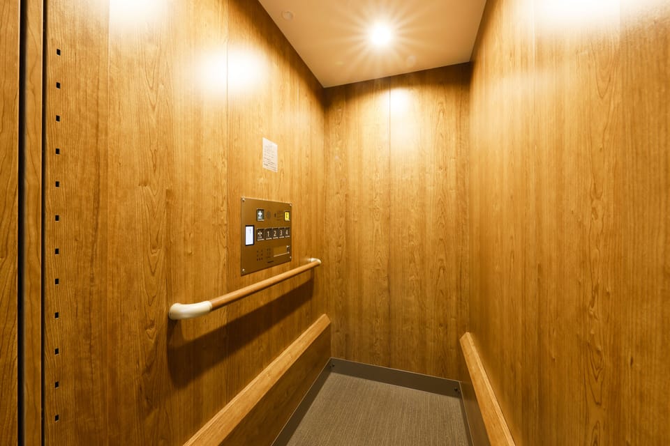 Elevator