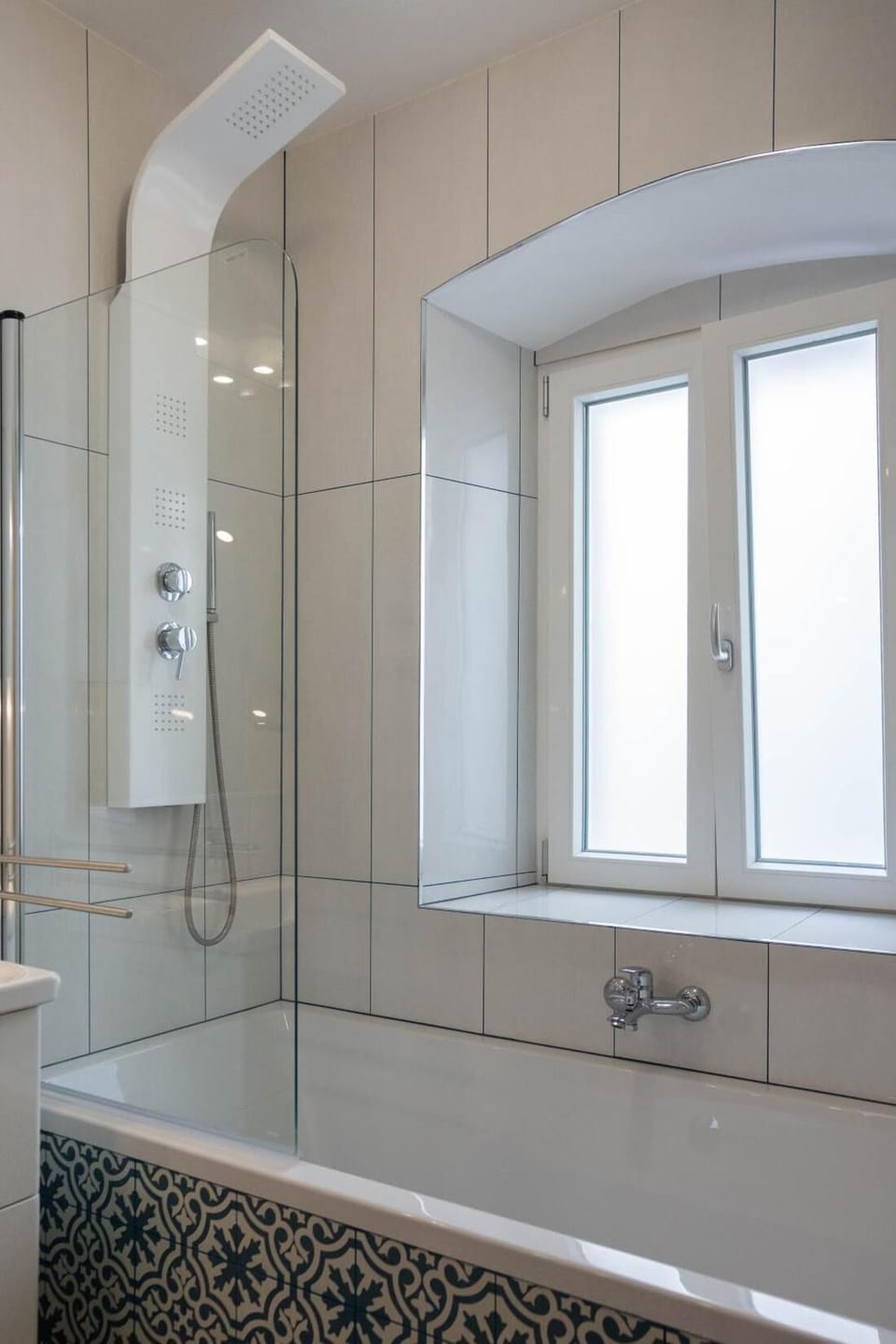 Room, 1 Bedroom, City View | Bathroom