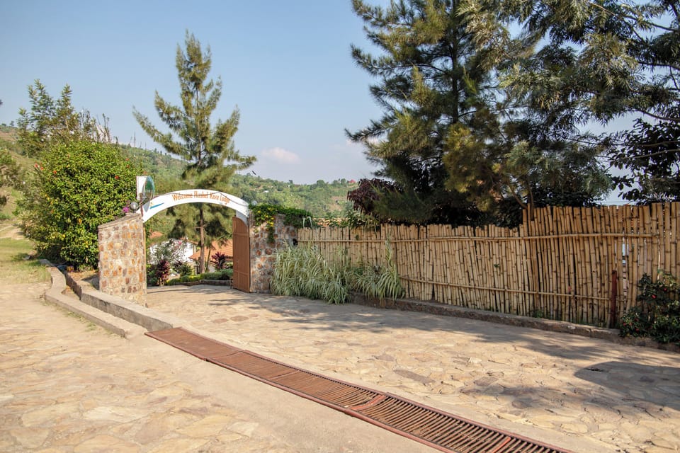 Room, 1 Bedroom, Terrace, Garden View | Parking | Free self parking
