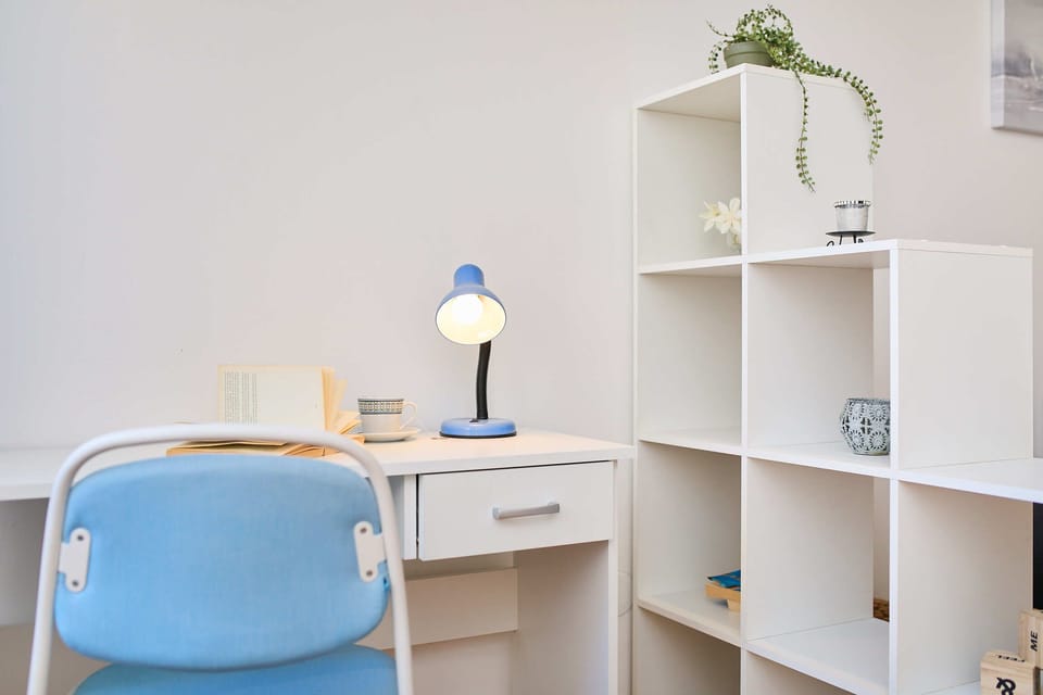 Apartment (1 Bedroom) | Living room | 80-cm flat-screen TV with cable channels, TV