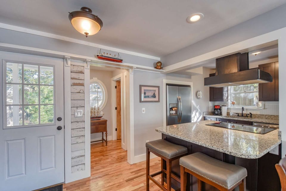 House (1 Fletcher Ln) | Exterior