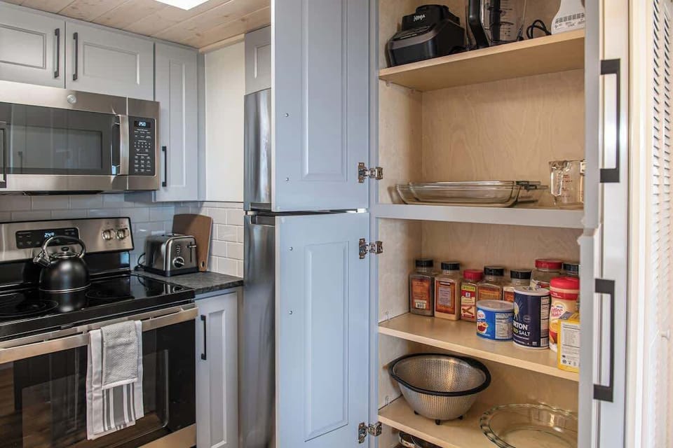 Kitchen supplies/ essentials