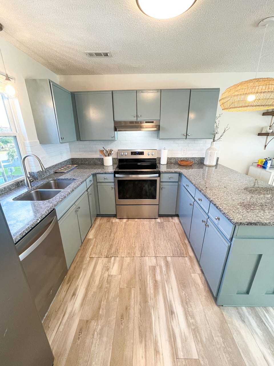 Catch a view of the ocean out the sink window while cooking dinner. 