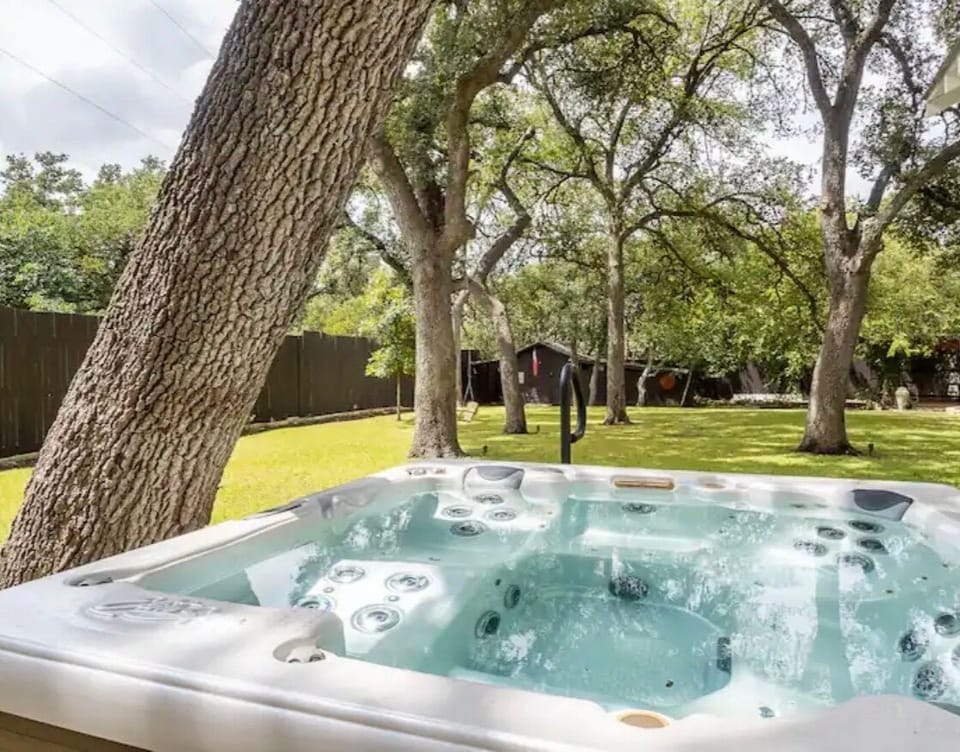 Sparkling clean private hot tub