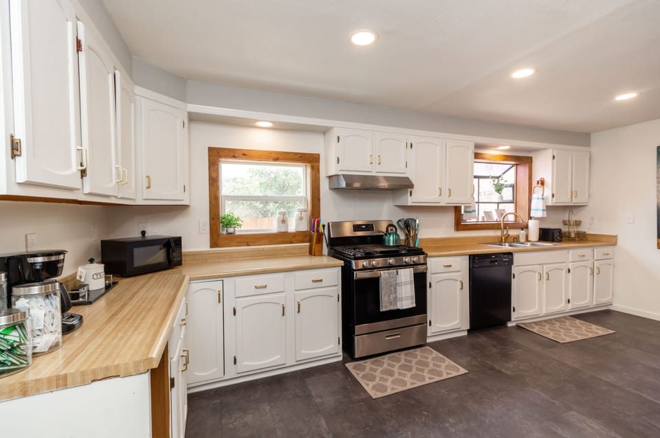 Large fully stocked kitchen