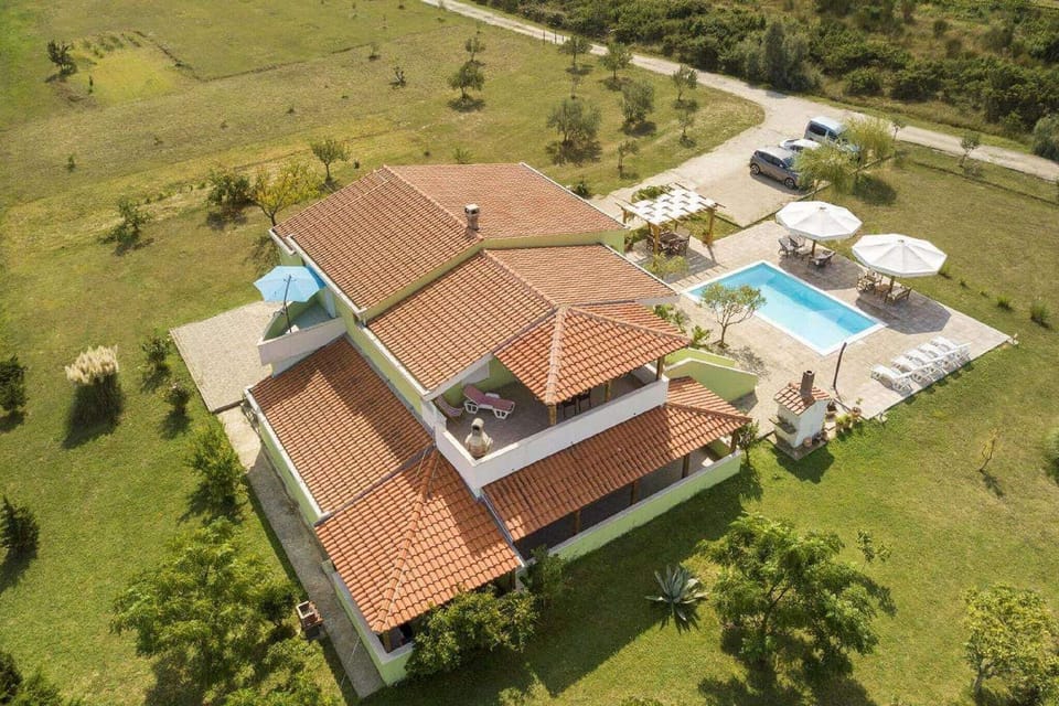 Holiday Home Exterior [summer]