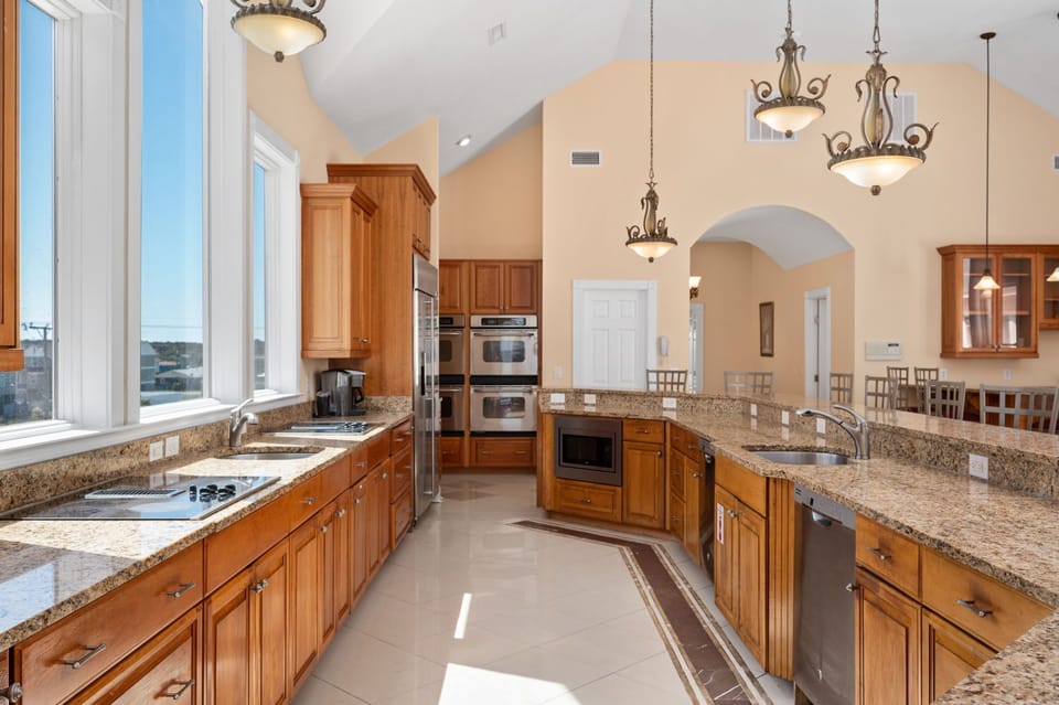 Gourmet Kitchen