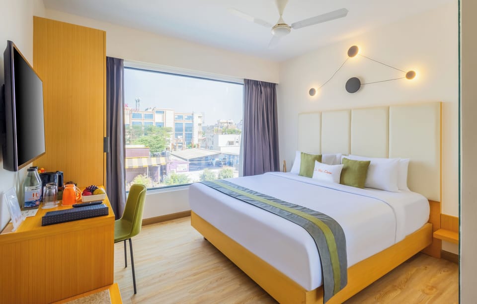Connect Room | Premium bedding, memory foam beds, minibar, in-room safe