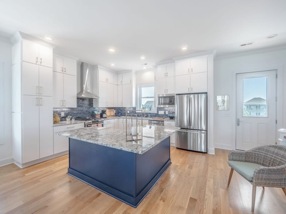 Kitchen - Large Island and Cooking Area