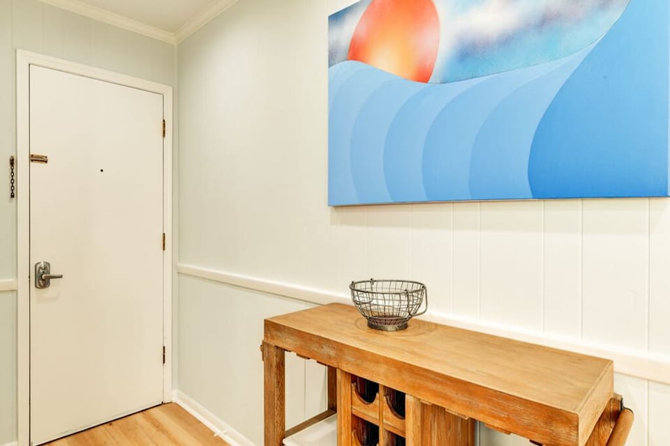 Kitchen island on wheels to provide even more workable space to prepare meals. 