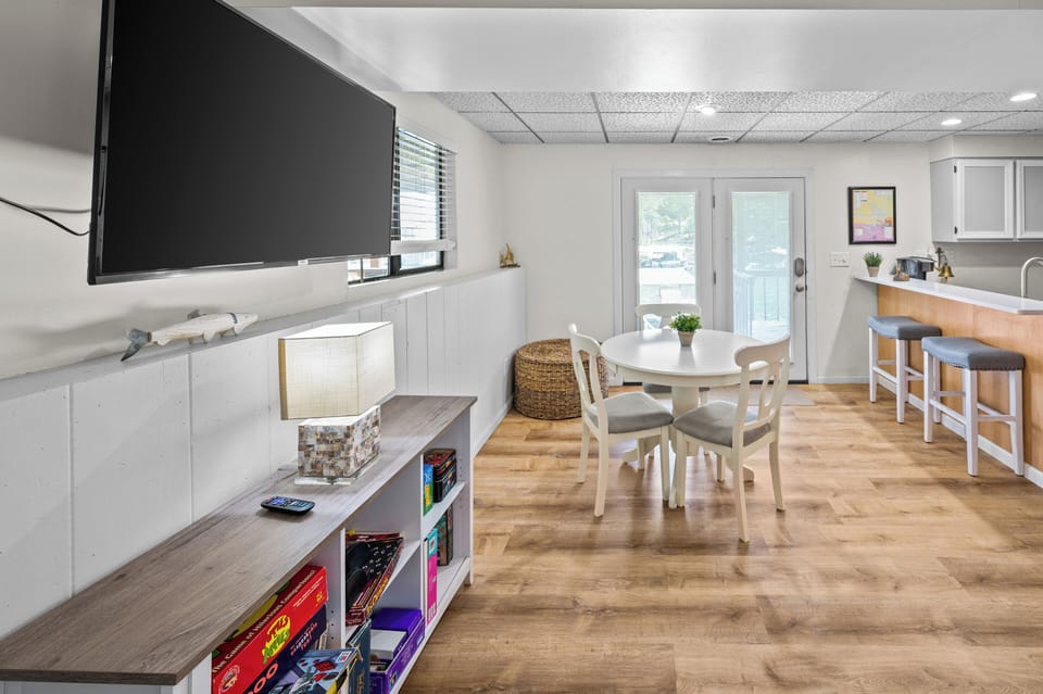 Dining area, TV and games in the Downstairs Living Area
