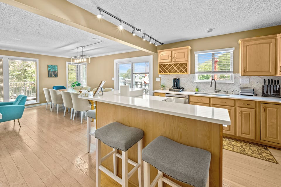 Hang out with your friends and family in the kitchen!