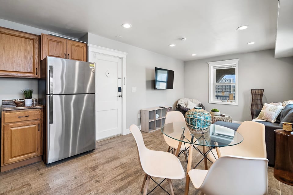 Dining / Kitchen 
