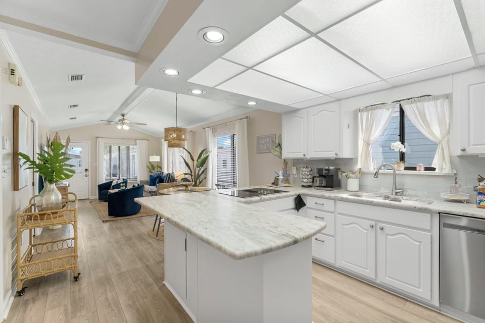 Bright and spacious open-concept kitchen and living area -perfect for everyone 