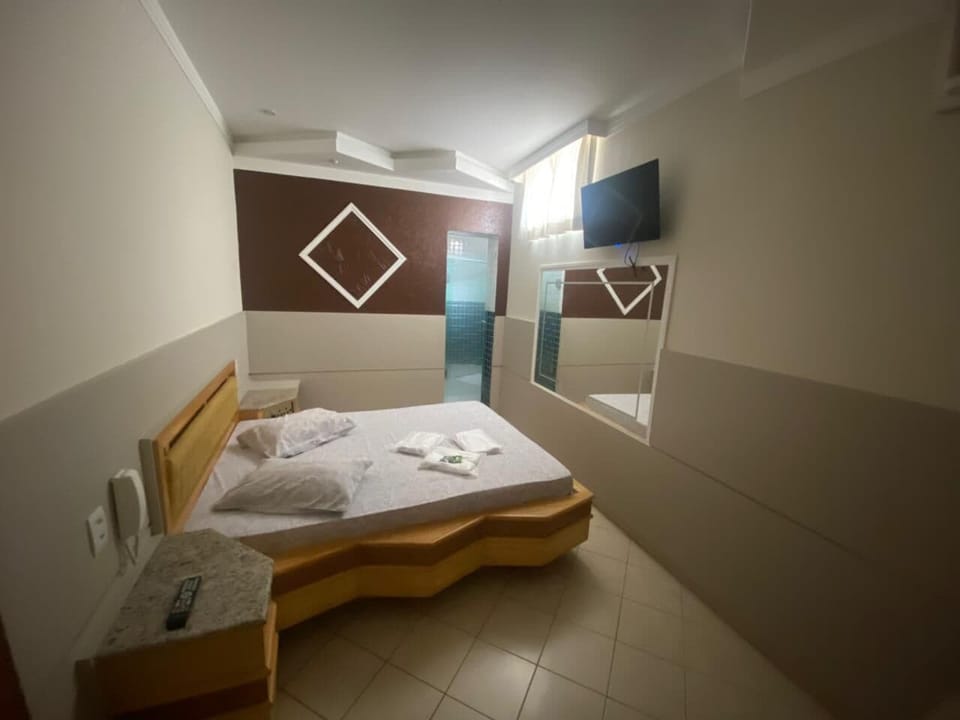 Double Room | Free WiFi, bed sheets