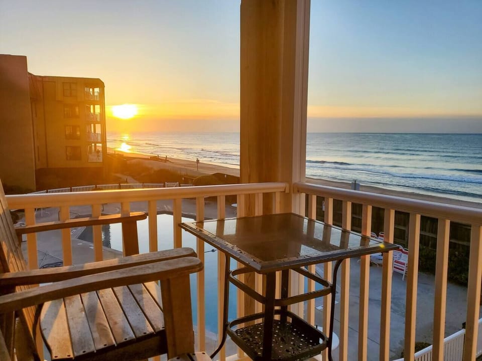We love sunrises on the beach!