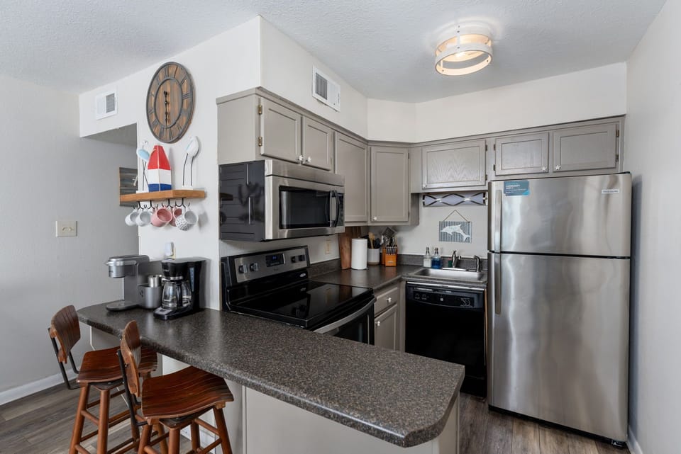 Fully stocked kitchen for all your cooking needs!
