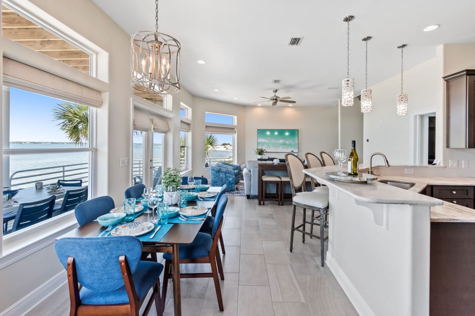 Open main floor living