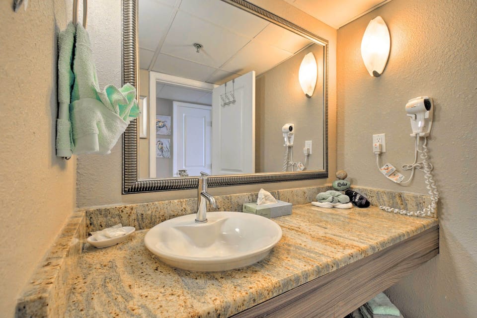 Full Bathroom | Hair Dryer | Towels Provided | Grab Rail in Shower