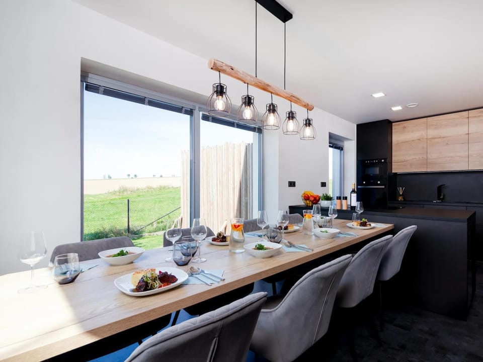 House | 4 bedrooms, WiFi