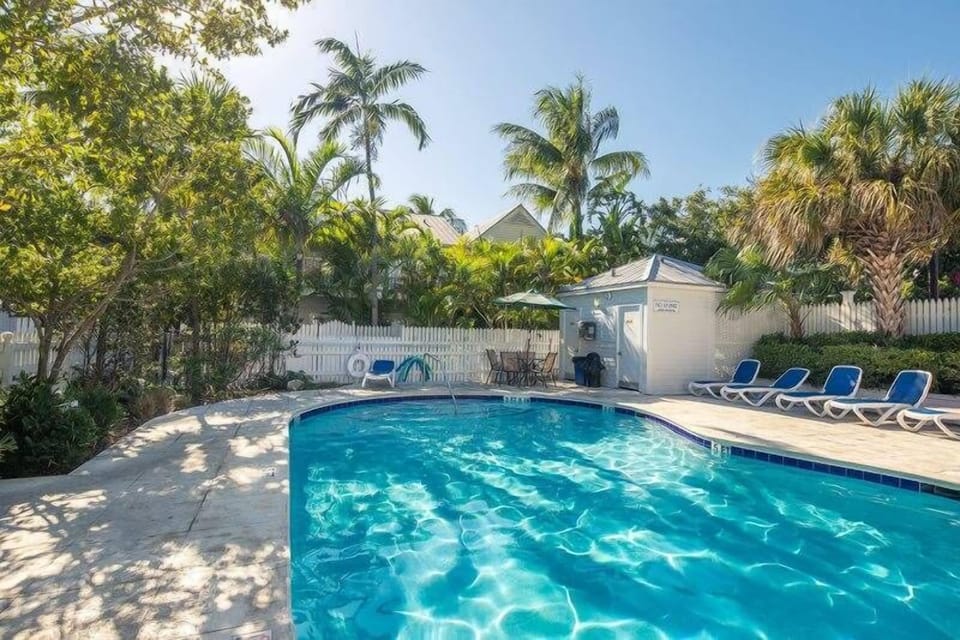 Community Pool!