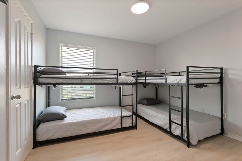 Bedroom 3 with two sets of bunks! Plenty of room for everyone! 
