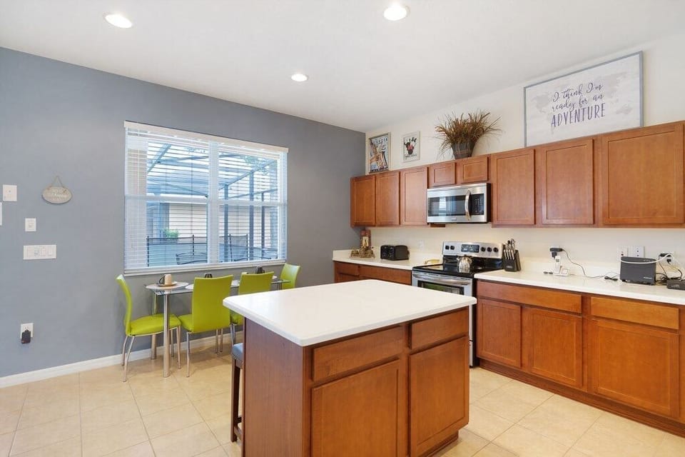 04_Breakfast_Table_0721.jpg