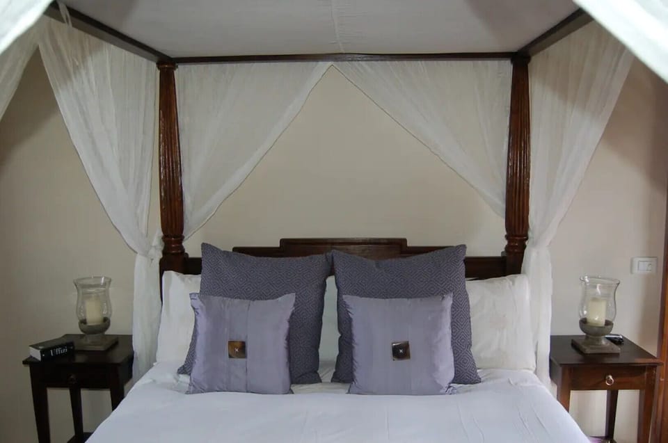 Crisp clean linens and towels all supplied.
