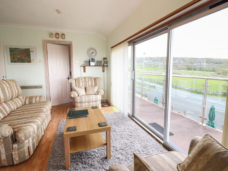 Cottage | Living room