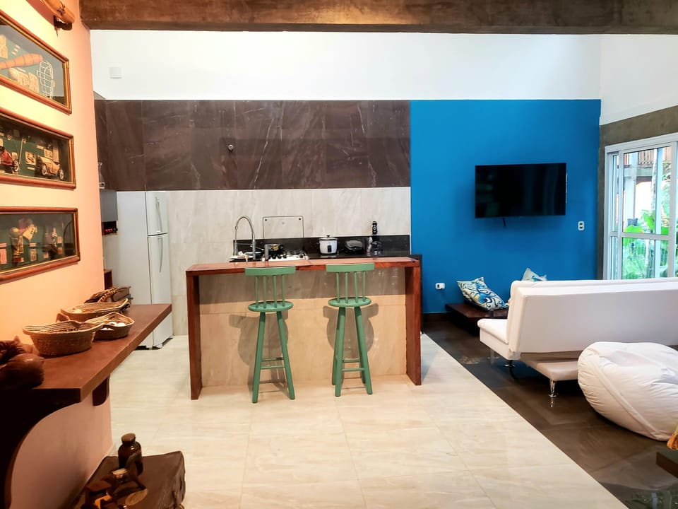 Cozy and modern house close to the beach  House in Ubatuba