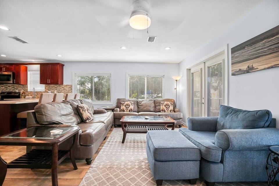 Extra queen sofa bed in great room.