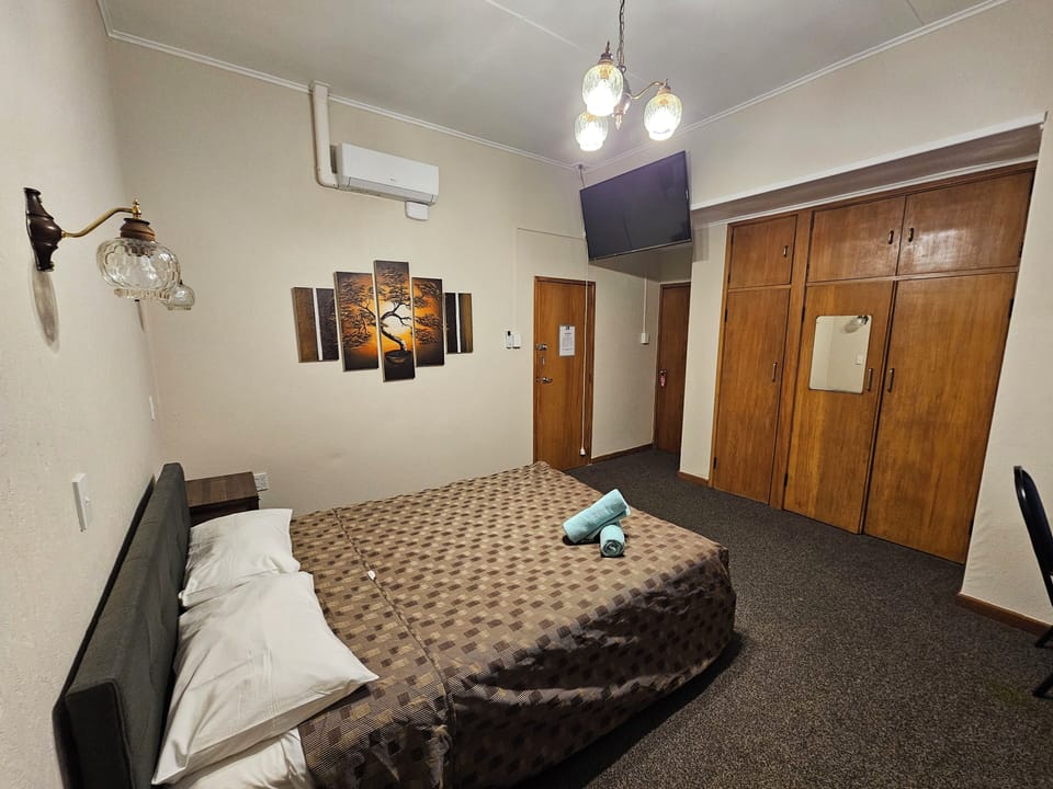 Standard Double Room | Individually furnished, laptop workspace, free WiFi, bed sheets