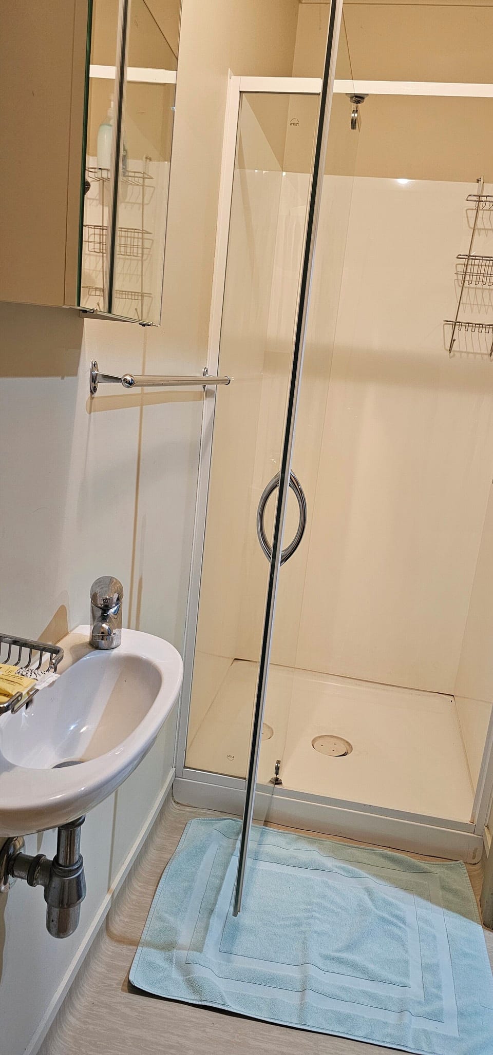 Standard Room, 2 Bedrooms | Bathroom | Soap