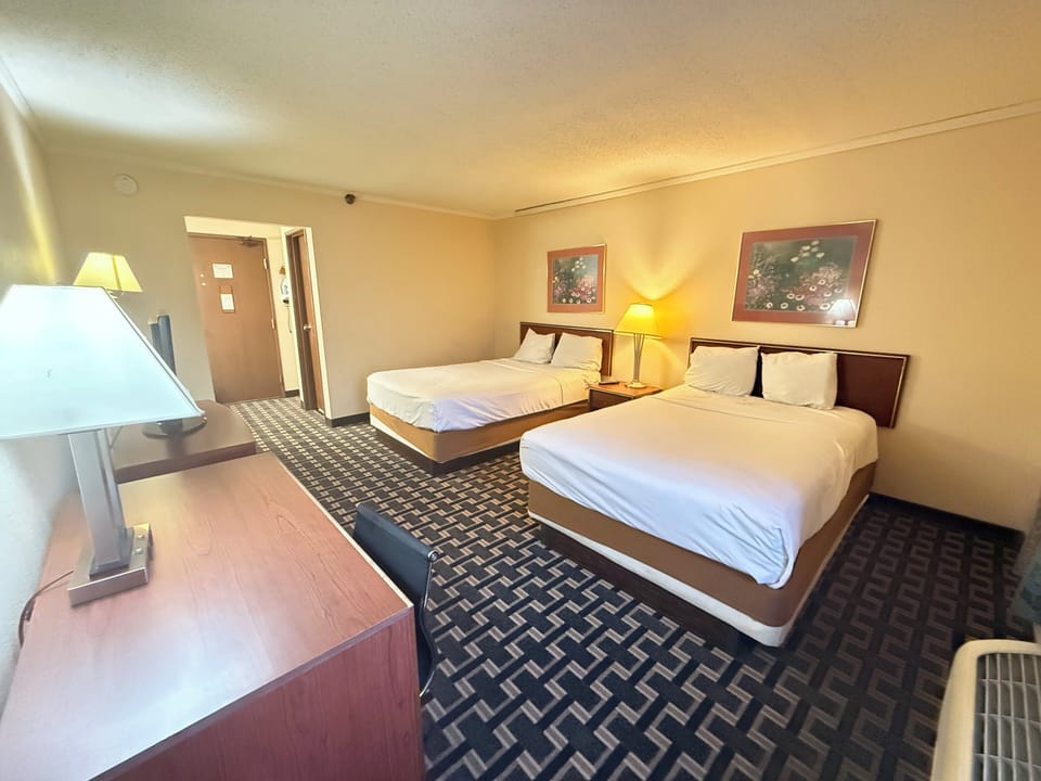 Standard Room, 2 Queen Beds, Non Smoking | Soundproofing