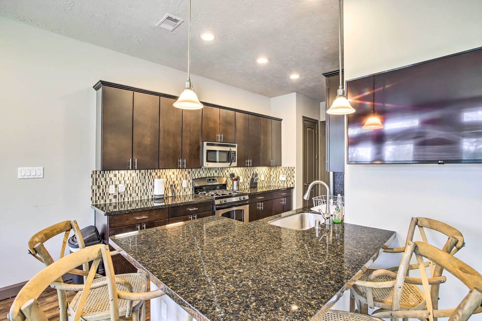 Kitchen | Fully Equipped | Cooking Basics