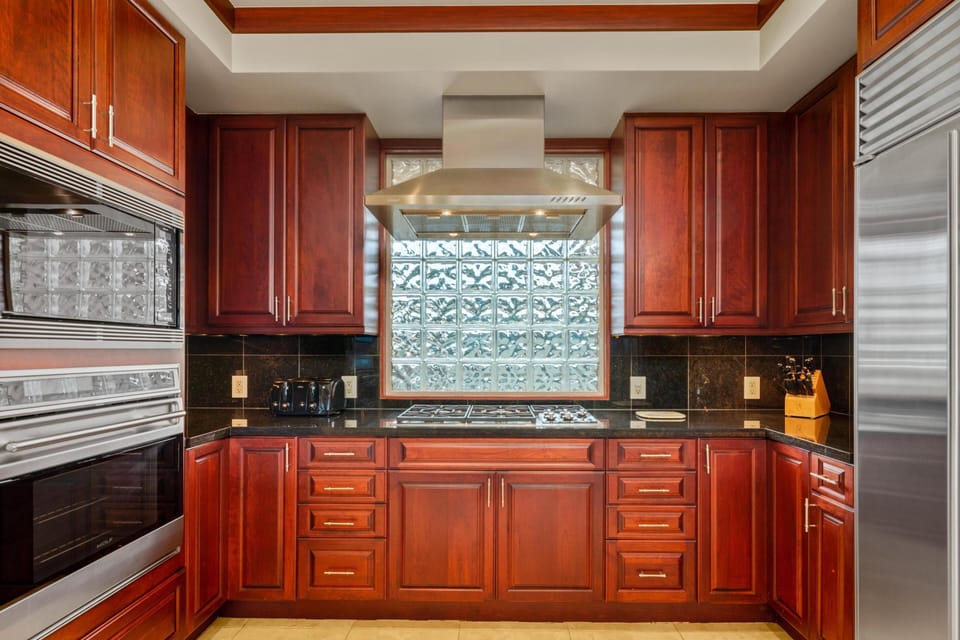 The kitchen is equipped with all you need