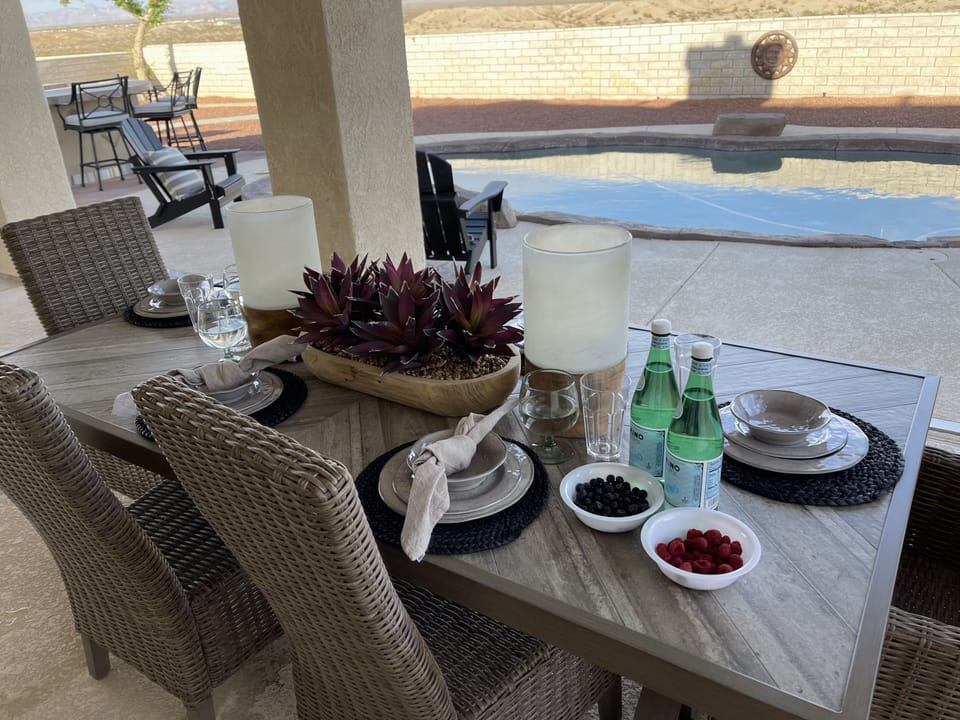 Outdoor dining