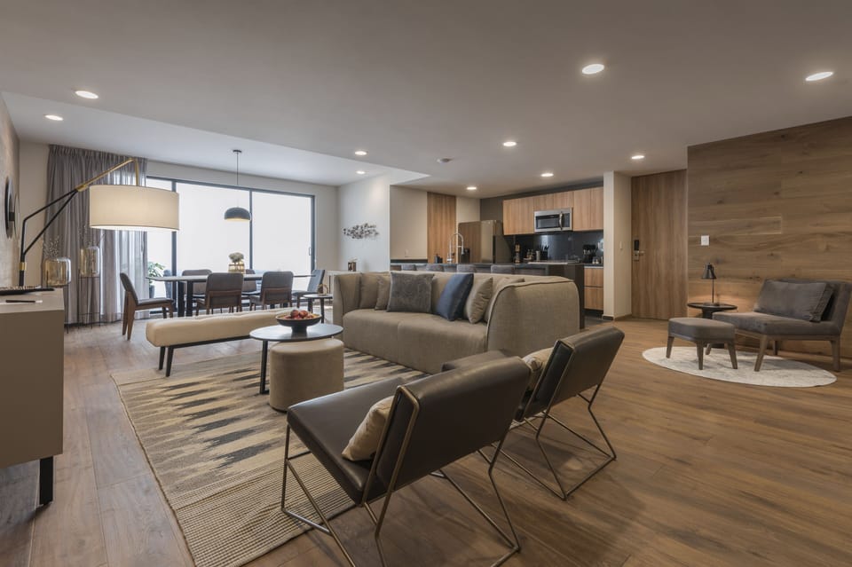 Design Suite | Private kitchen | Full-size fridge, microwave