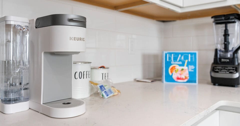 Kureig Coffee maker and Ninja Professional Blender