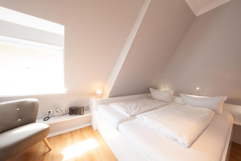 C-haus Carola, App. 14 - Gemütliche Ferienwohnung mit 3 Zimmern und ca. 65 m² Wohnfläche, für bis zu Apartment in Wenningstedt-Braderup