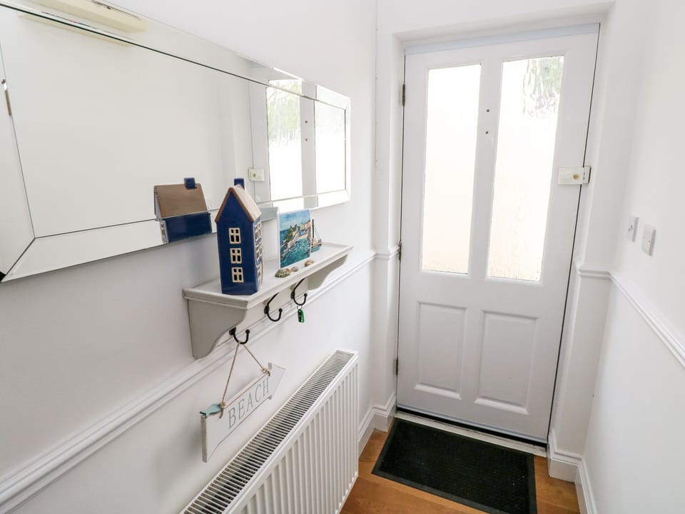 Cottage | 4 bedrooms, individually decorated, individually furnished, free WiFi