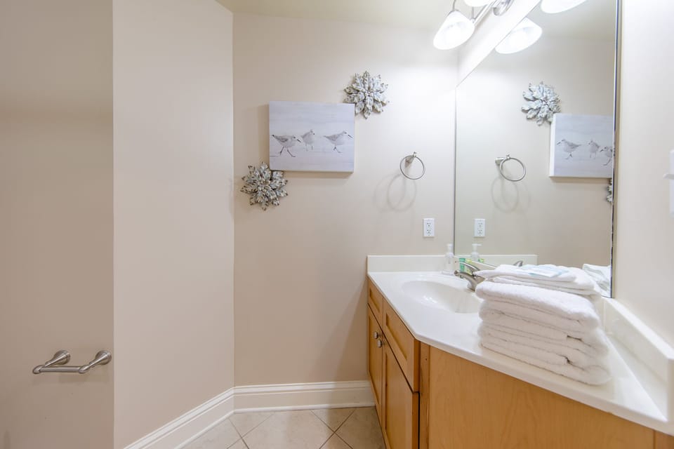 2nd bathroom