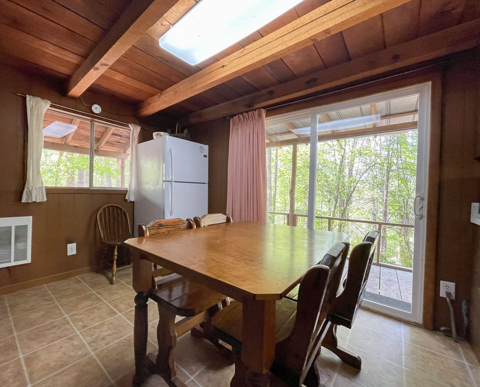 Dining Area - Dining Area