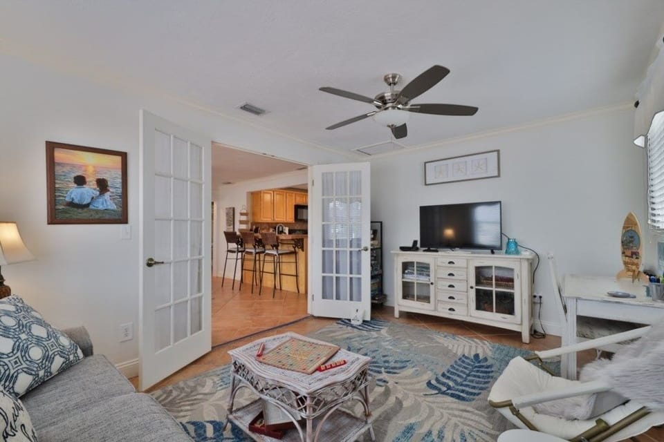 House, 3 Bedrooms | Living area