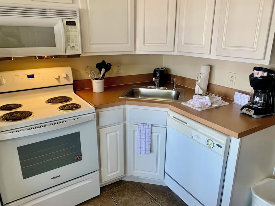 Your kitchen has everything you need to get to cook a nice home cooked meal!